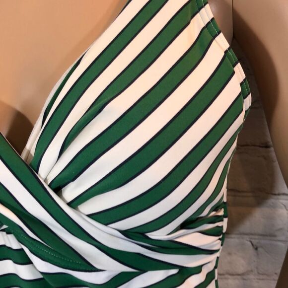 Green & White Striped Swimsuit Built In Bra See Measurements - Picture 8 of 15
